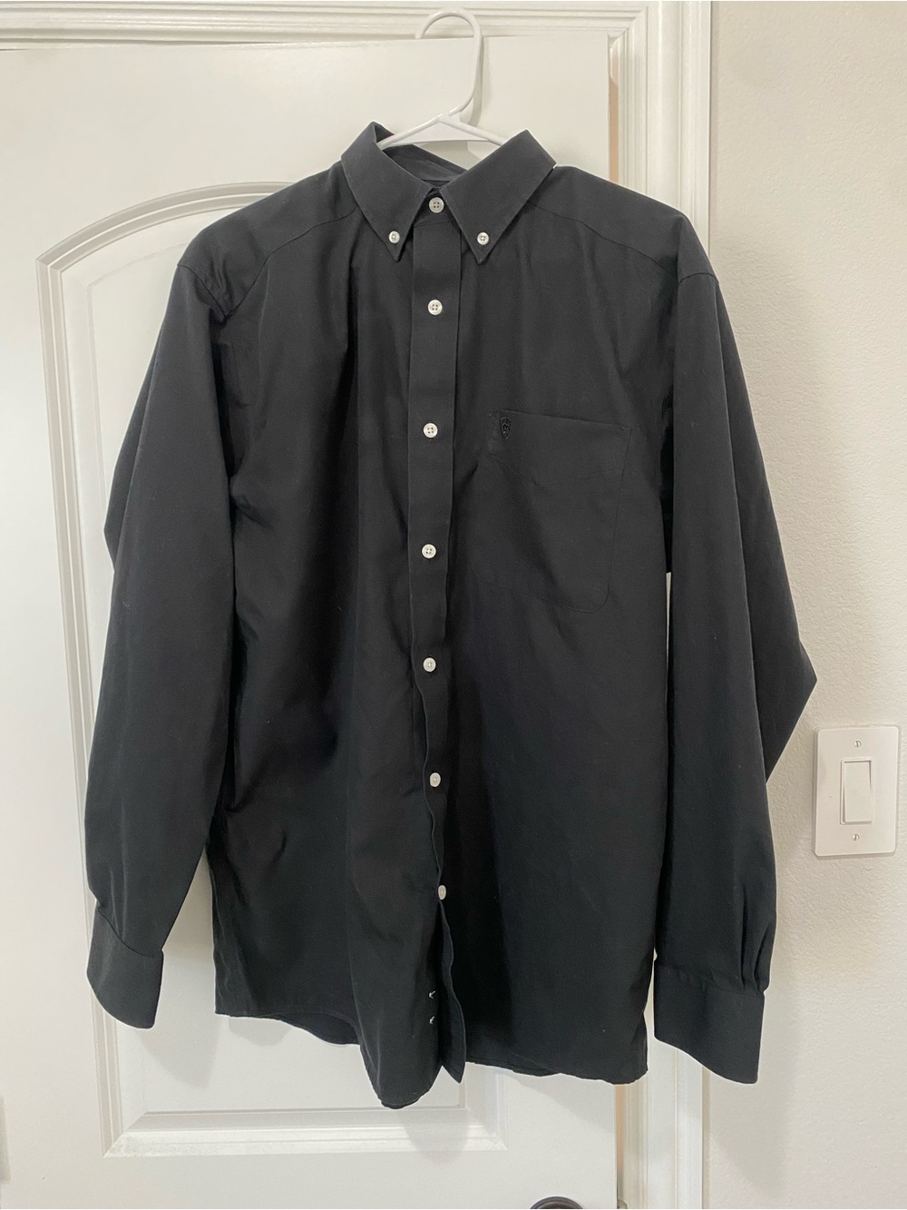 Men's ariat black shirt